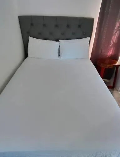 Comfy Porto Meadows, *