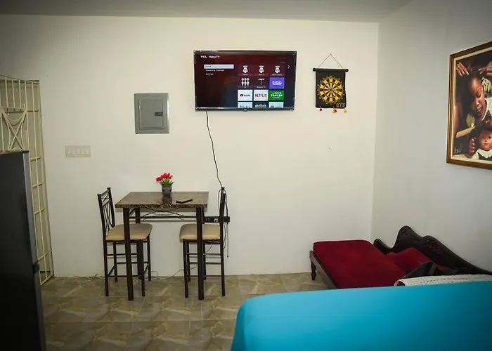 Comfy Porto Meadows, *